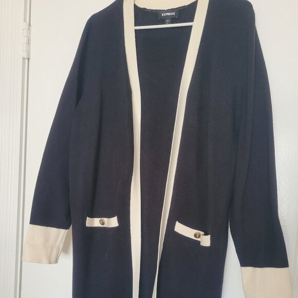 EXPRESS Tipped Shoulder Novelty Button Pocket Cardigan in Black/Cream Size M - Picture 2 of 6